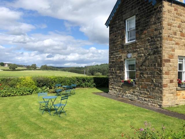 Hassop Station Apartment On The Monsal Trail Bakewell Extérieur photo